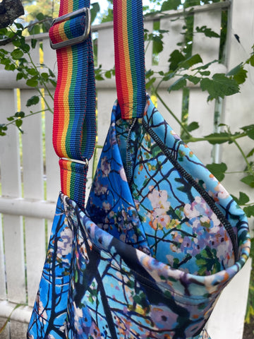 The Most Stylish Carryall for the Artistically Inclined - TheTechMargin Shop